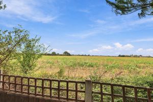 BROMLEY ROAD- click for photo gallery